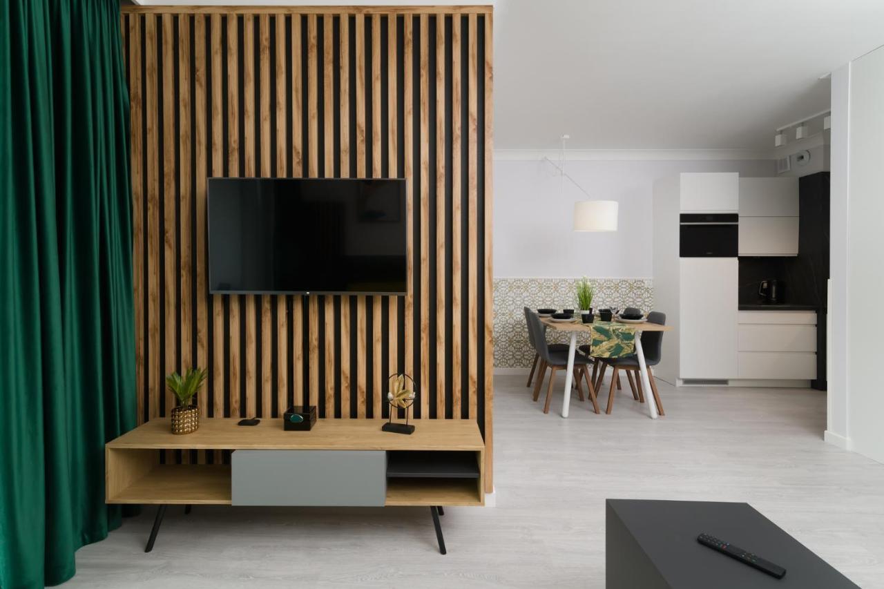 Forest - Nadmorskie Tarasy D409 *